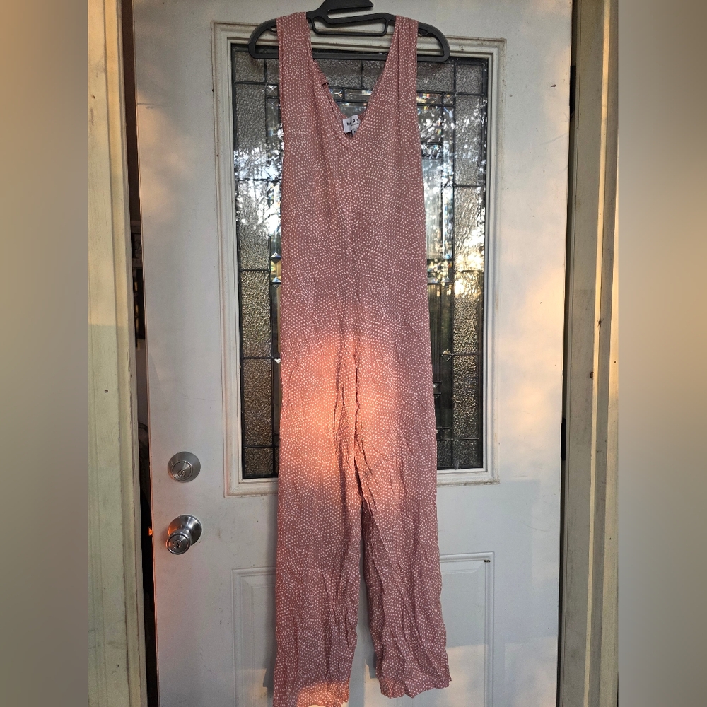 The B.O.D Pink Polka Dot Size Medium romper Jumper Onsie